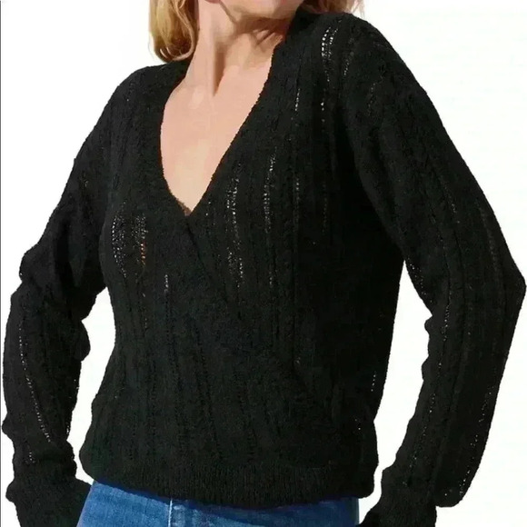 ASTR the Label Wrap Front Pointelle Sweater in Black Size Large NWT - Picture 1 of 9